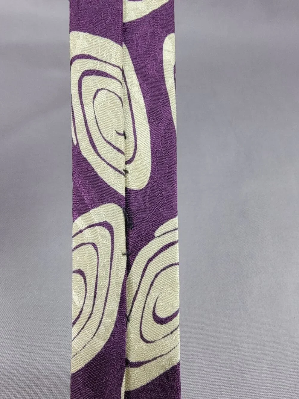 Vtg Roots Silk Necktie Tie Mens Burgundy Gray Abstract Print Hand Made
